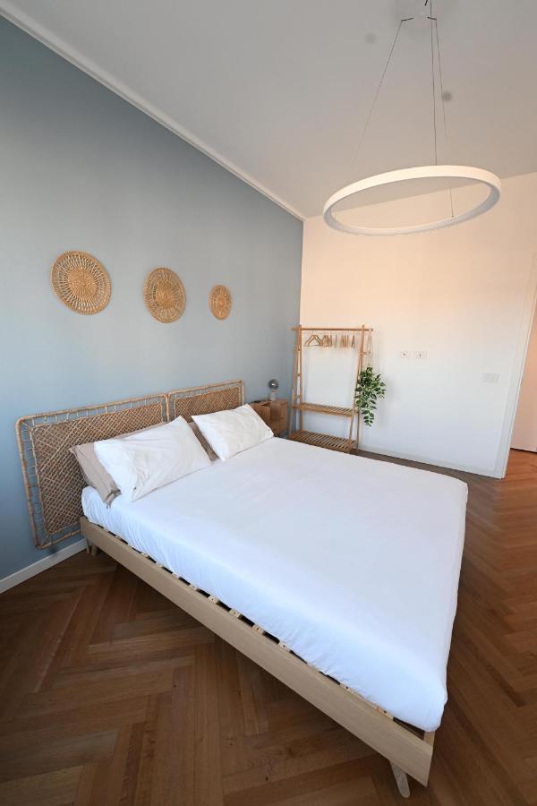 Your Window On The City - Via Gioia Apartment Milan Luaran gambar